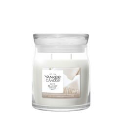 Signature Yankee Candle Media Soft Blanket